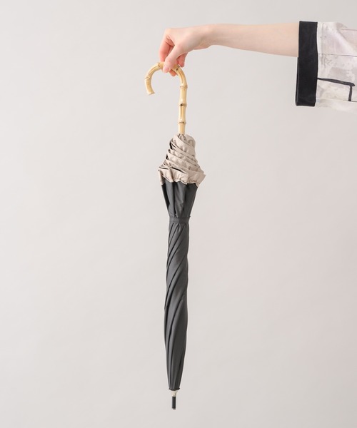 because（ビコーズ）の「because ヒートカットバイカラーフリル晴雨兼用日傘（長傘・レディース・ブラック/ベージュ・FREE）」の11枚目の写真