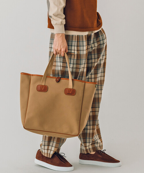 BRADY(ブレディー)の「Brady | 〈別注〉DERWENT(トートバッグ・レディース・カーキ/ブラック・ONE SIZE)」の11枚目の写真