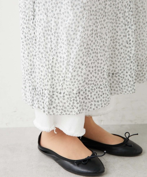 PUAL CE CIN（ピュアルセシン）の「クリンクル加工小花柄ワンピース（ワンピース・レディース・ホワイト/ブラック・FREE）」の8枚目の写真