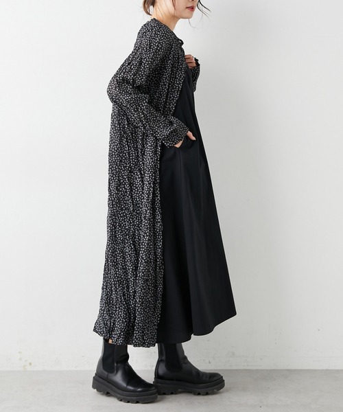 PUAL CE CIN（ピュアルセシン）の「クリンクル加工小花柄ワンピース（ワンピース・レディース・ホワイト/ブラック・FREE）」の11枚目の写真