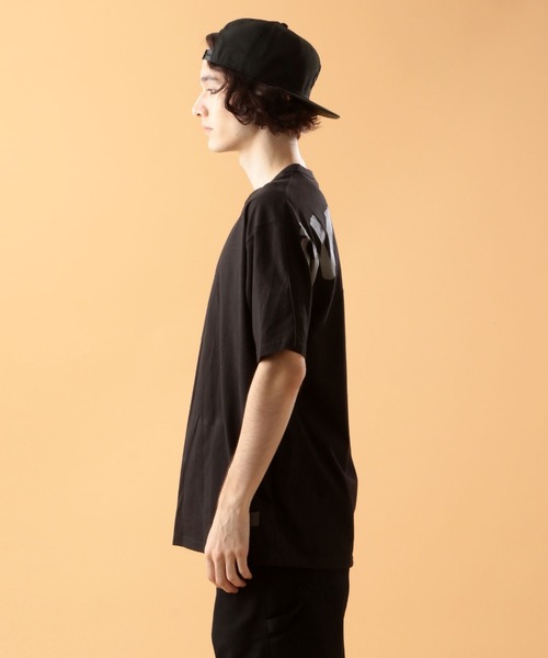 AVIREX（アヴィレックス）の「ビッグ ロゴ ルーズフィット Tシャツ 4 / S/S BIG LOGO LOOSE FIT T-SHIRT 4 / アヴィレックス / AVIREX（Tシャツ/カットソー・メンズ・ブラック/オフホワイト/グリーン/パープル/カーキ・MEDIUM/X-LARGE/LARGE/XX-LARGE）」の18枚目の写真