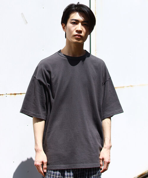 BEAMS（ビームス）の「BEAMS / ガーメントダイ ネップ ルーズ Tシャツ（Tシャツ/カットソー・メンズ・ホワイト系その他6/ブラック系その他4・SMALL/MEDIUM/LARGE/X-LARGE）」の17枚目の写真