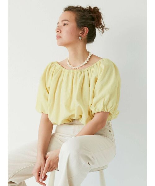 Ungrid(アングリッド)の「リネン混ボリュームオフショルブラウス(シャツ/ブラウス・レディース・ブラック/オフホワイト/イエロー・FREE)」の3枚目の写真