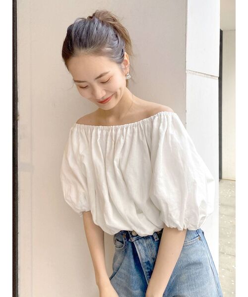 Ungrid(アングリッド)の「リネン混ボリュームオフショルブラウス(シャツ/ブラウス・レディース・ブラック/オフホワイト/イエロー・FREE)」の10枚目の写真