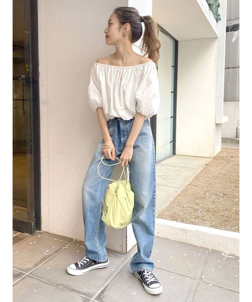 Ungrid(アングリッド)の「リネン混ボリュームオフショルブラウス(シャツ/ブラウス・レディース・ブラック/オフホワイト/イエロー・FREE)」の6枚目の写真