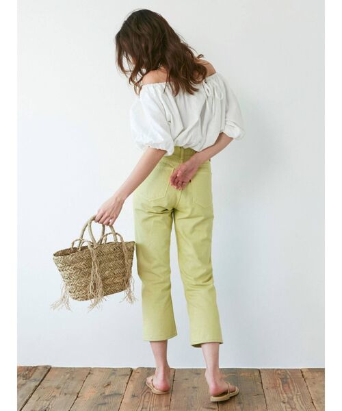 Ungrid(アングリッド)の「リネン混ボリュームオフショルブラウス(シャツ/ブラウス・レディース・ブラック/オフホワイト/イエロー・FREE)」の11枚目の写真