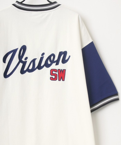 VISION STREET WEAR(ヴィジョンストリートウェア)の「VISION STREET WEAR/ヴィジョンストリートウェア オーバーサイズ バックプリント カレッジロゴ刺繍 フロント ワンポイント刺繍 半袖Tシャツ/リブライン リンガーT/クレイジー ラグランT(Tシャツ/カットソー・メンズ・ホワイト/チャコールグレー/グリーン/ホワイト系その他/グレー系その他/グリーン系その他/ブルー系その他/ロイヤルブルー・LL/M/L)」の3枚目の写真