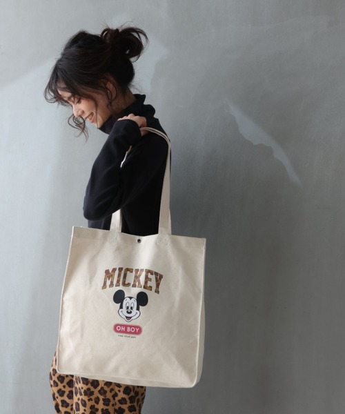 sanrio（サンリオ）の「キャンバストートバッグ（トートバッグ・レディース・レッド/イエロー/イエロー系その他/コバルトブルー/ライトグリーン/ブラック/ブラック×ホワイト/パープル/ネイビー/ブラウン/ホワイト/ライトブルー/グレー/サックスブルー/オフホワイト/ブラックミックス/ブラック×ブルー/レッド系その他/グレー×ホワイト/ブラウン系その他/ブラック×グレー/スカイブルー/ネイビー×ホワイト・FREE）」の7枚目の写真