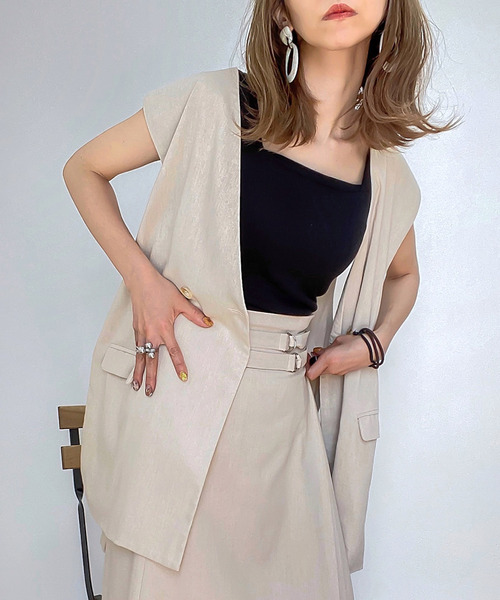 JUNOAH（ジュノア）の「リネン混オープンサイドベスト（ベスト・レディース・アイボリー/ブラック/モカ/ベージュ・FREE）」の21枚目の写真