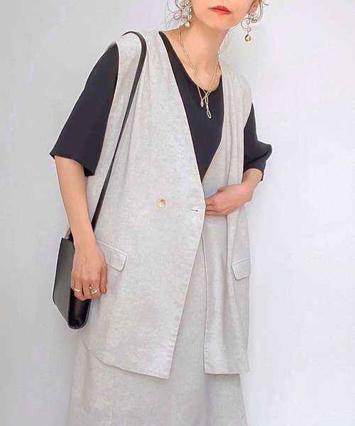 JUNOAH（ジュノア）の「リネン混オープンサイドベスト（ベスト・レディース・アイボリー/ブラック/モカ/ベージュ・FREE）」の22枚目の写真