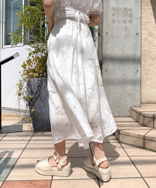 OLIVE des OLIVE(オリーブデオリーブ)の「レースマキシフレアスカート(スカート・レディース・オフホワイト/ブラック・FREE)」の9枚目の写真