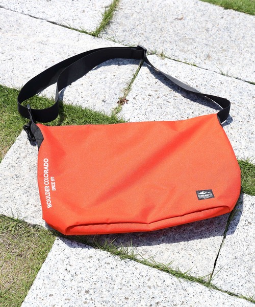 CAMP7（キャンプセブン）の「【CAMP7】メッセンジャーバッグ（ショルダーバッグ・メンズ・ブラック/カーキブラウン/グリーン/オレンジ・フリー）」の6枚目の写真