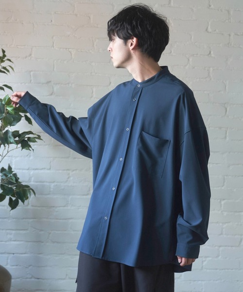 Alpinus(アルピナス)の「Alpinus - smooth loose band collar shirt /スムースルーズバンドカラーシャツ(シャツ/ブラウス・メンズ・ダークブルー/ホワイト/カーキ・SMALL/MEDIUM)」の3枚目の写真