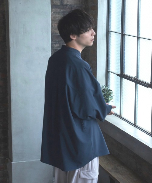 Alpinus(アルピナス)の「Alpinus - smooth loose band collar shirt /スムースルーズバンドカラーシャツ(シャツ/ブラウス・メンズ・ダークブルー/ホワイト/カーキ・SMALL/MEDIUM)」の12枚目の写真