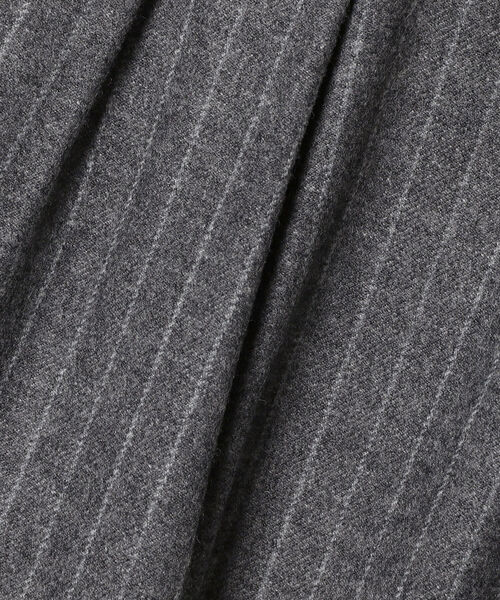 BEAMS LIGHTS(ビームスライツ)の「BEAMS LIGHTS / フラノ ストライプ カーゴ スラックス(スラックス・メンズ・ネイビー/グレー・SMALL/MEDIUM/LARGE)」の8枚目の写真