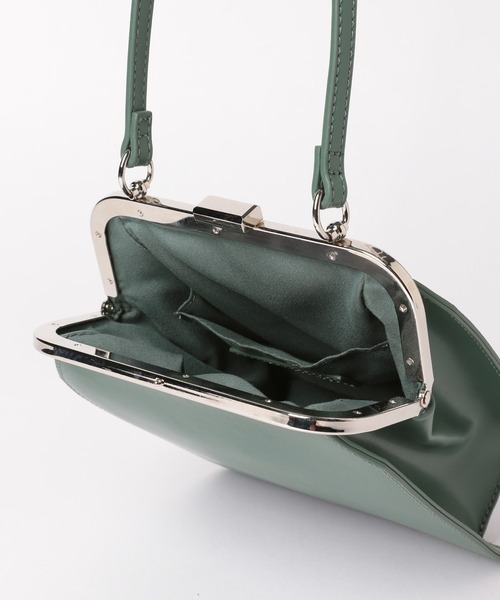 LAKOLE（ラコレ）の「がま口スクエアミニショルダーバッグ / 353294（ショルダーバッグ・レディース・ブラック/グリーン/グレイッシュベージュ/ダークグリーン・FREE）」の10枚目の写真