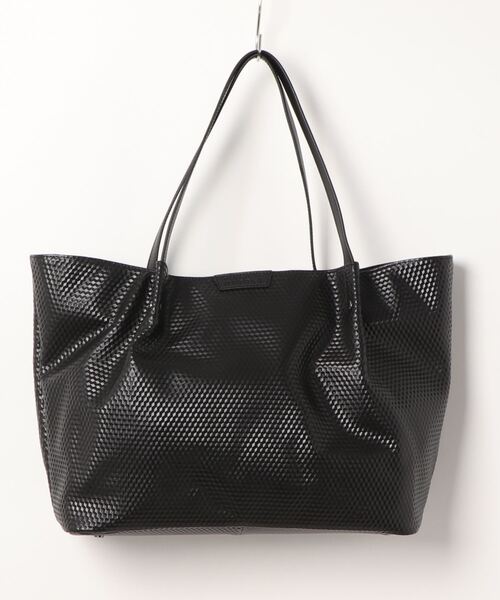 MONSIEUR NICOLE（ムッシュニコル）の「グラフィック型押し