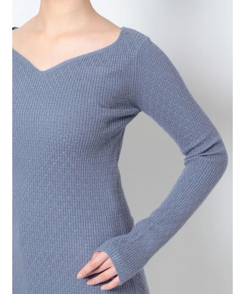 LAGUNAMOON（ラグナムーン）の「ダイヤパターンニットプルオーバー（ニット/セーター・レディース・ブラック/ブルー/アイボリー・FREE）」の4枚目の写真