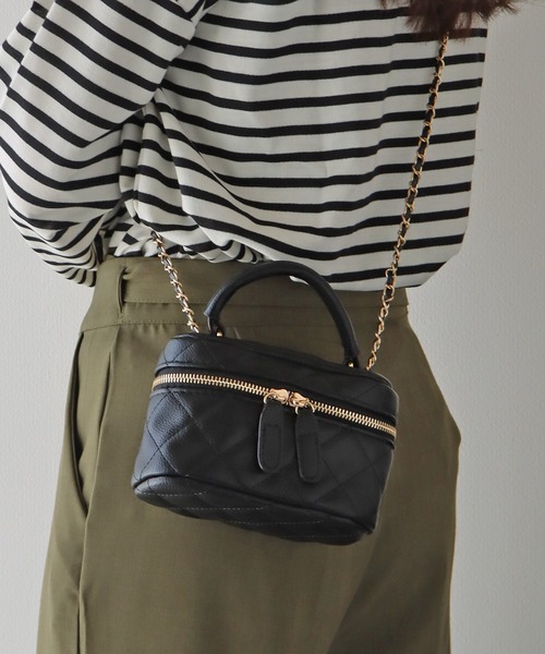 BLUEEAST（ブルーイースト）の「チェーンショルダー キルティングバニティーバック（ショルダーバッグ・レディース・ホワイト/ブラック/ピンク・FREE）」の19枚目の写真