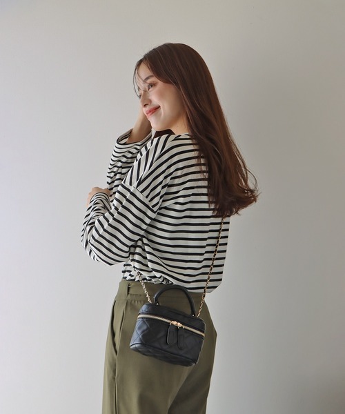 BLUEEAST（ブルーイースト）の「チェーンショルダー キルティングバニティーバック（ショルダーバッグ・レディース・ホワイト/ブラック/ピンク・FREE）」の21枚目の写真