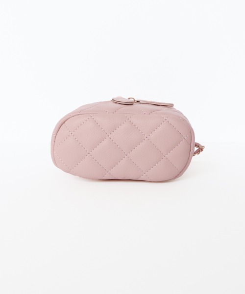 BLUEEAST（ブルーイースト）の「チェーンショルダー キルティングバニティーバック（ショルダーバッグ・レディース・ホワイト/ブラック/ピンク・FREE）」の6枚目の写真