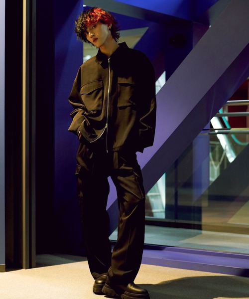 G.O.C(ジーオーシー)の「フラップポケットバルーンZIPブルゾン(ブルゾン・メンズ・ブルー/オフホワイト/ブラック・LARGE/MEDIUM)」の7枚目の写真