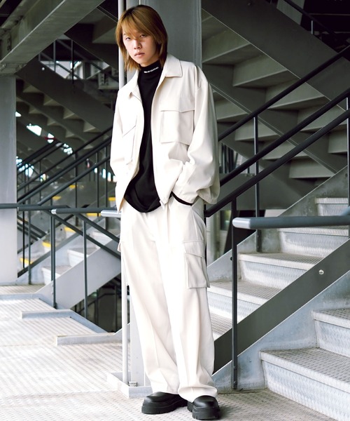 G.O.C(ジーオーシー)の「フラップポケットバルーンZIPブルゾン(ブルゾン・メンズ・ブルー/オフホワイト/ブラック・LARGE/MEDIUM)」の16枚目の写真