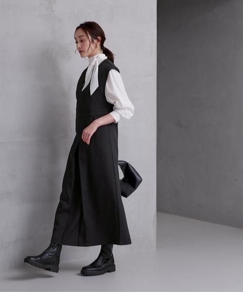 UR'S（ユアーズ）の「キーネックフロントタックジャンパースカート（ワンピース・レディース・ライトベージュ/チャコール/ブラック/ライトグレー・L/S/M）」の12枚目の写真