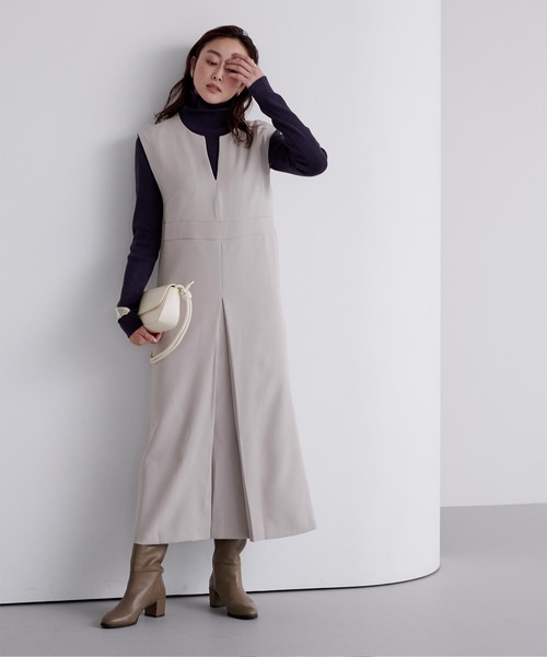 UR'S（ユアーズ）の「キーネックフロントタックジャンパースカート（ワンピース・レディース・ライトベージュ/チャコール/ブラック/ライトグレー・L/S/M）」の10枚目の写真