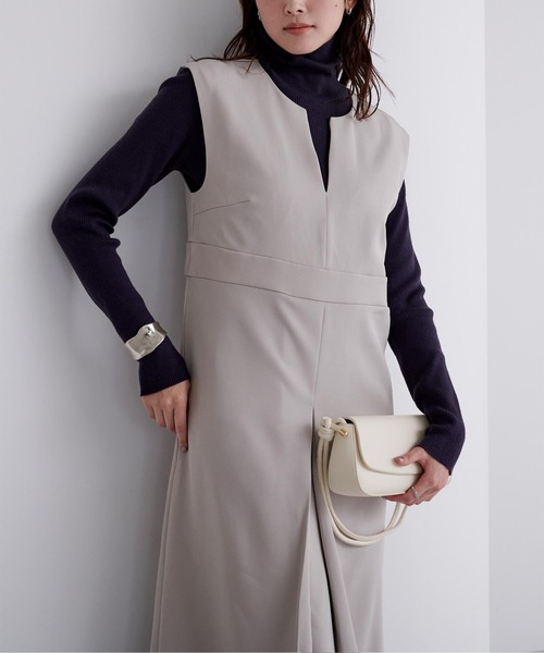 UR'S（ユアーズ）の「キーネックフロントタックジャンパースカート（ワンピース・レディース・ライトベージュ/チャコール/ブラック/ライトグレー・L/S/M）」の9枚目の写真