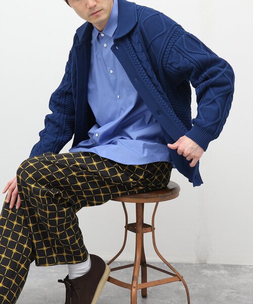 EDIFICE(エディフィス)の「スポンディッシュ リラックス ケーブル ニット カーディガン(カーディガン/ボレロ・メンズ・ブラック/ネイビー/レッド/カーキ/アイボリー・SMALL/MEDIUM/LARGE)」の4枚目の写真