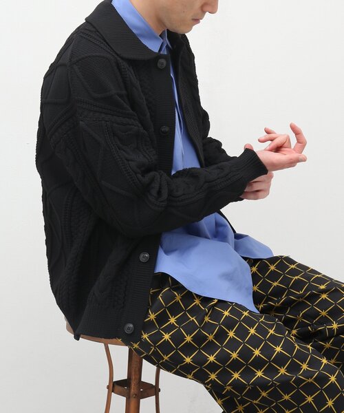 EDIFICE(エディフィス)の「スポンディッシュ リラックス ケーブル ニット カーディガン(カーディガン/ボレロ・メンズ・ブラック/ネイビー/レッド/カーキ/アイボリー・SMALL/MEDIUM/LARGE)」の19枚目の写真