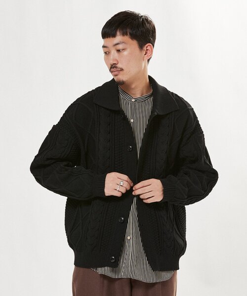 EDIFICE(エディフィス)の「スポンディッシュ リラックス ケーブル ニット カーディガン(カーディガン/ボレロ・メンズ・ブラック/ネイビー/レッド/カーキ/アイボリー・SMALL/MEDIUM/LARGE)」の7枚目の写真