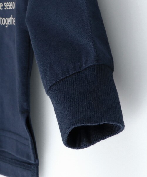 BRANSHES(ブランシェス)の「ビッグポケット付き長袖Tシャツ(Tシャツ/カットソー・キッズ・チャコールグレー/ネイビー/アイボリー・100/110/120/90/140/150/130)」の18枚目の写真