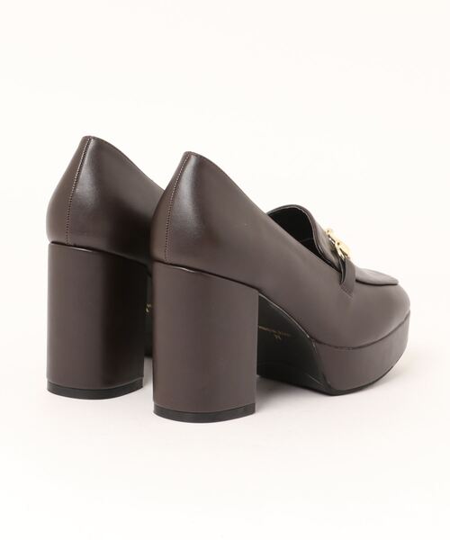 Elvis Luce（エルビスルーチェ）の「ElvisLuce(エルビスルーチェ)ビット付きチャンキーヒールローファー（パンプス・レディース・ブラック/ブラック系その他/ダークブラウン・M/S/L/LL）」の4枚目の写真