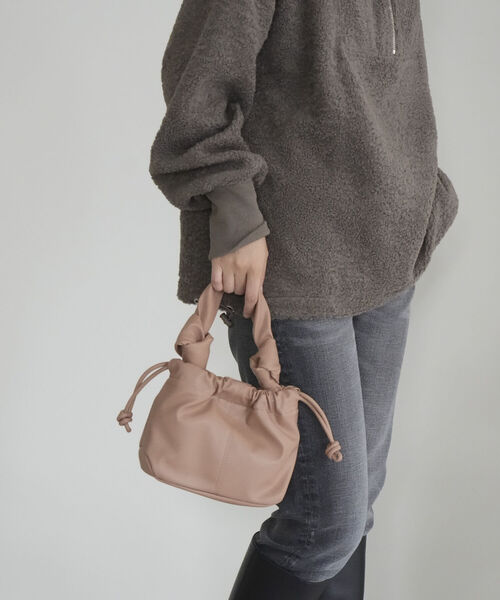 fredy emue(フレディエミュ)の「ノットハンドルミニトートバッグ(トートバッグ・レディース・ベージュ/ダークグリーン/ブラック・FREE)」の3枚目の写真