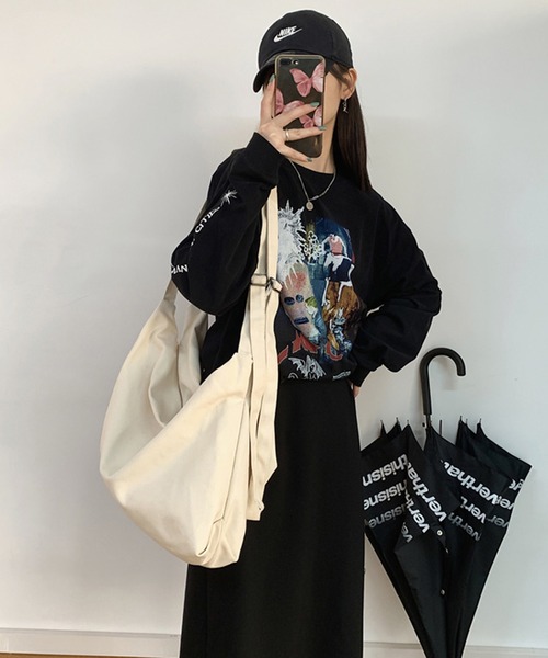 Revo.（レボ）の「キャンバス クロス ショルダーバッグ（ショルダーバッグ・レディース・アイボリー/ブラック/カーキ/オレンジ・FREE）」の22枚目の写真