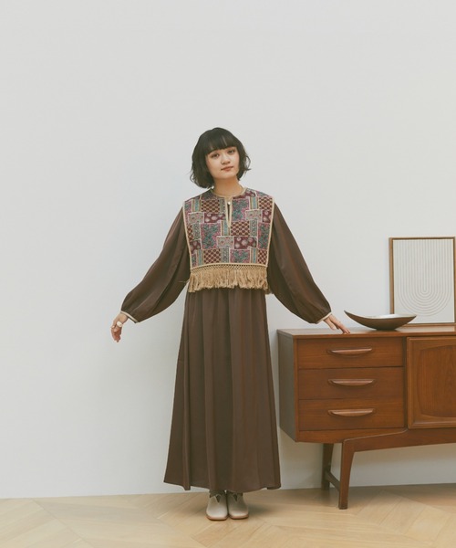 moi tytto(モイテュット)の「ゴブランフリンジベスト(ベスト・レディース・レッド系その他/グリーン系その他・FREE)」の8枚目の写真