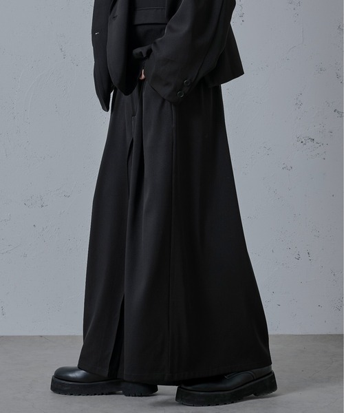 Ellno Loset(エルノロゼット)の「スリットスカンツ(その他パンツ・メンズ・ブラック/ダークブルー・MEDIUM/LARGE/SMALL)」の4枚目の写真