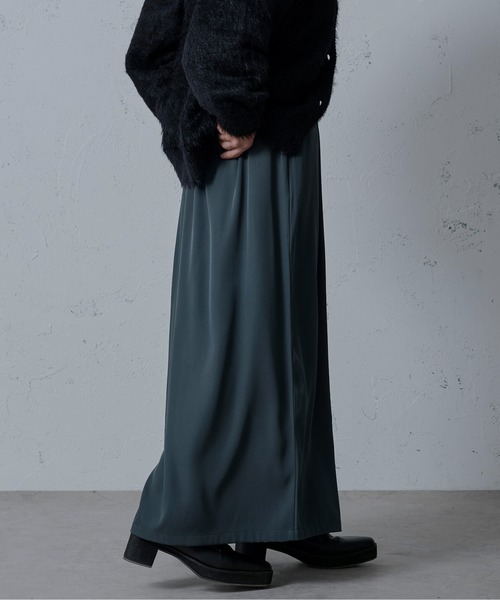 Ellno Loset(エルノロゼット)の「スリットスカンツ(その他パンツ・メンズ・ブラック/ダークブルー・MEDIUM/LARGE/SMALL)」の14枚目の写真