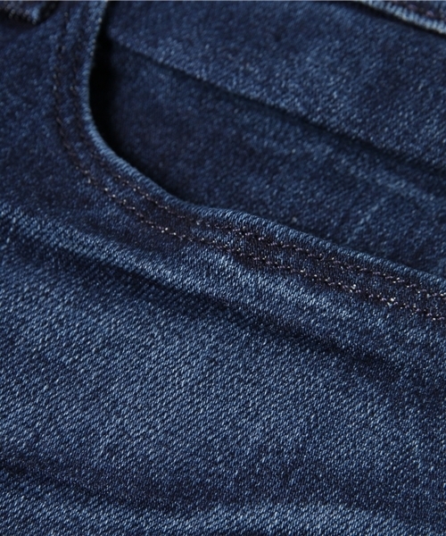 Levi's(リーバイス)の「Curve ID Classic Fit-スリム/ダークカラー/デミカーブ(デニムパンツ・レディース・ダークインディゴブルー・27inch/26inch/23inch/24inch/25inch/28inch)」の3枚目の写真