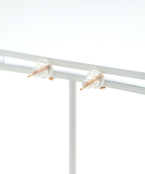 ESTELLE（エステール）の「K10 ピンクゴールド ダイヤモンド ピアス ESTELLE/エステール（ピアス（両耳用）・レディース・ピンクゴールド・-）」の3枚目の写真