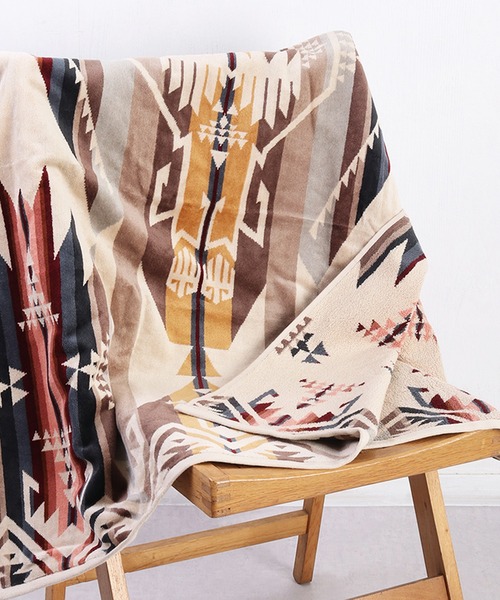PENDLETON（ペンドルトン）の「【ペンドルトン】インディアン ネイティブ 大判 ジャガード バスタオル（タオル・メンズ・グレー/アクア/ベージュ/ブラック×ホワイト/レッド/ベージュ系その他・FREE）」の4枚目の写真
