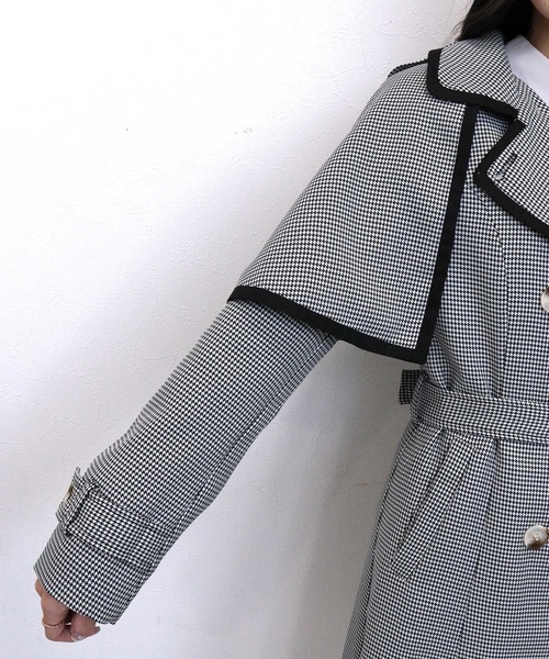 TITTY&CO.(ティティーアンドコー)の「【TITTY&CO.】ケープ付きトレンチコート(トレンチコート・レディース・ブラック系その他/ブラウン系その他・FREE)」の11枚目の写真