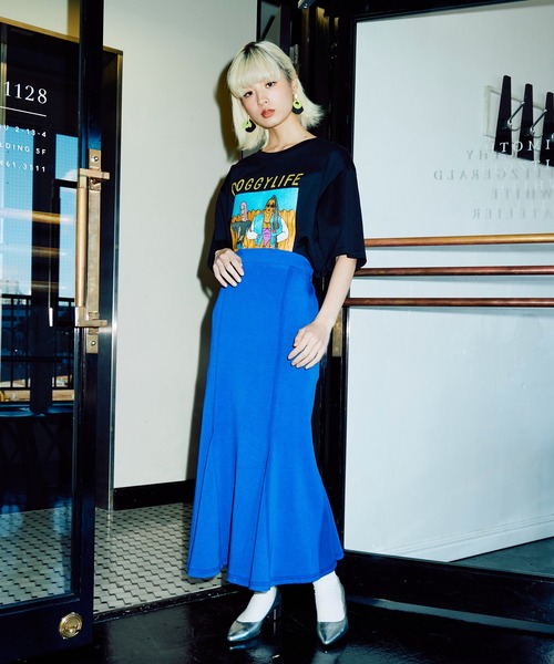 PUNYUS(プニュズ)の「DOGGYLIFEビッグTシャツ(Tシャツ/カットソー・レディース・ブラック/ホワイト・3/4)」の11枚目の写真