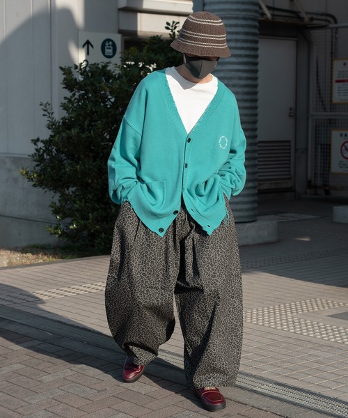 Perushu（ペルーシュ）の「ルーズダメージニットカーディガン（カーディガン/ボレロ・メンズ・オレンジ/チャコールグレー/ブルー・MEDIUM/LARGE）」の9枚目の写真