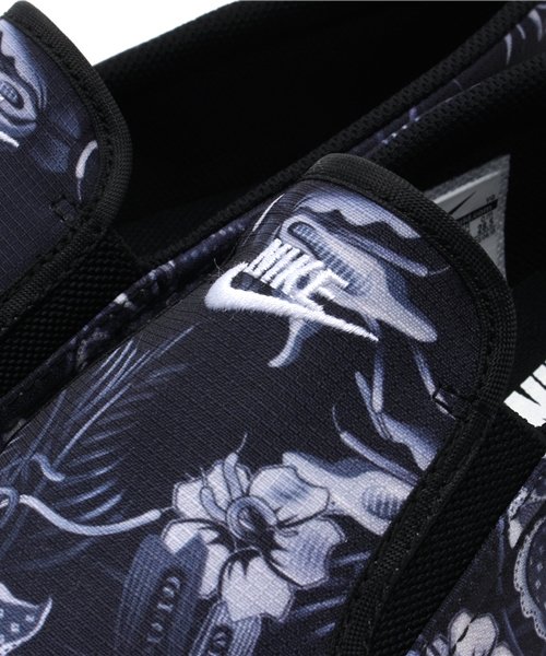 NIKE SPORTSWEAR(ナイキスポーツウェアー)の「ユニセックス ナイキ トキ スリッポン プリント NIKE TOKI SLIP TXT PRINT 724761(スニーカー・レディース・ブラック/マルチ/オレンジ・26.5cm/28cm/24cm/27cm/24.5cm/27.5cm/28.5cm)」の8枚目の写真