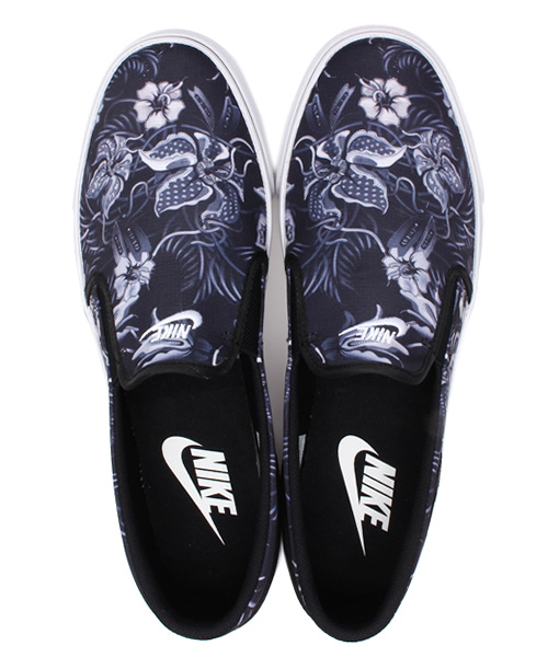 NIKE SPORTSWEAR(ナイキスポーツウェアー)の「ユニセックス ナイキ トキ スリッポン プリント NIKE TOKI SLIP TXT PRINT 724761(スニーカー・レディース・ブラック/マルチ/オレンジ・26.5cm/28cm/24cm/27cm/24.5cm/27.5cm/28.5cm)」の11枚目の写真