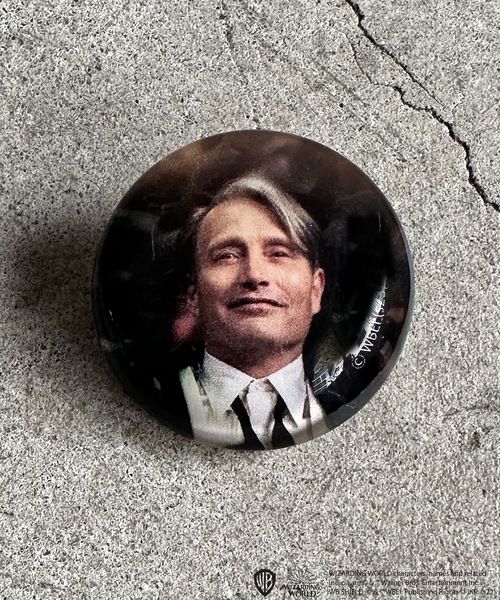 FLAPPER(フラッパー)の「FLAPPER フラッパー:FANTASTIC BEASTS ファンタスティック・ビースト フィルムアートガラスピンズ(バッジ・レディース・A/C/B・FREE)」の2枚目の写真