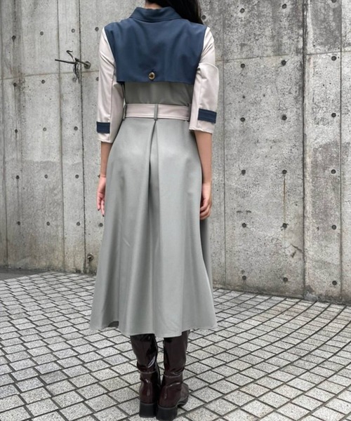 REDYAZEL(レディアゼル)の「カラーブロックトレンチワンピース(ワンピース・レディース・カーキ/ミント/ベージュ・SMALL/MEDIUM)」の17枚目の写真